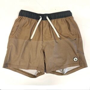 Vuori Kore Shorts Camel Stripe V367 Lined 5" Inseam Mens Athletic Size Small